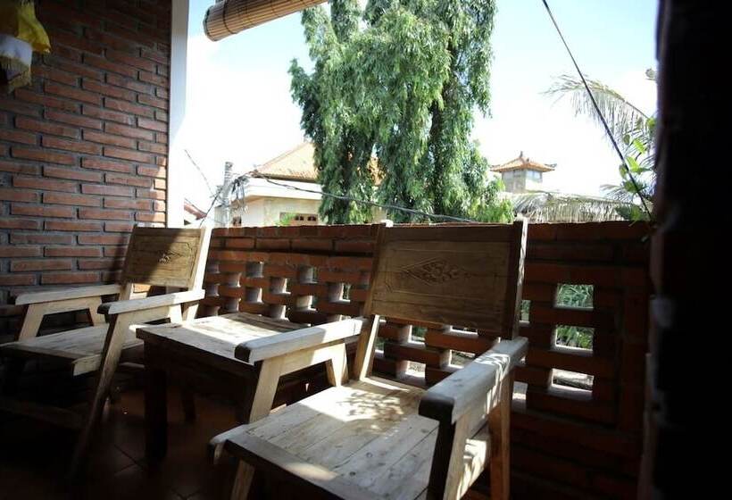 Reddoorz Near Raya Semer