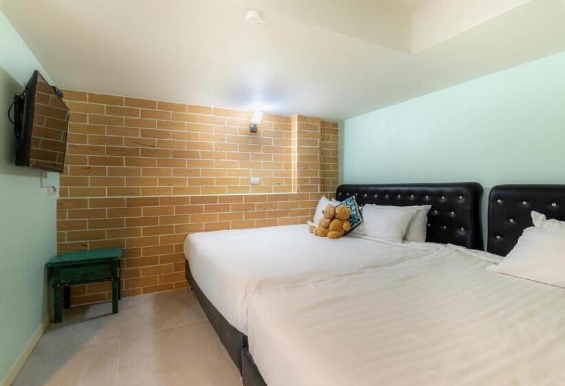 Little Bear’s Home