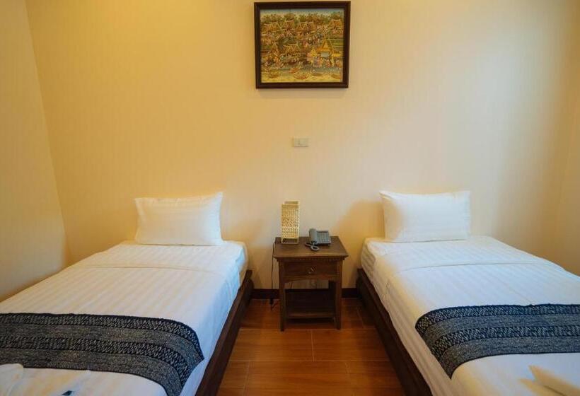 Fotos del hotel Ten Boutique House:  18