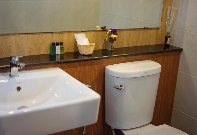 Fotos del hotel Ten Boutique House:  10