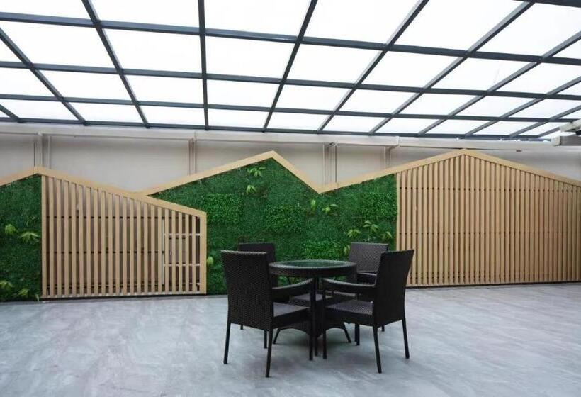 Fotos del hotel T Social:  6