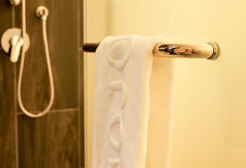 Fotos del hotel Sojourn Guest House:  9