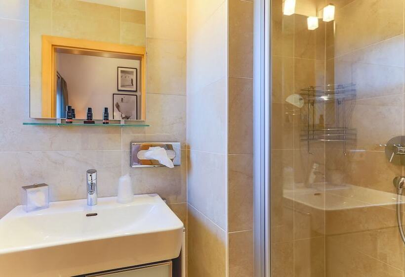 Fotos del hotel Avenida Mountain Resort By Alpin Rentals:  9