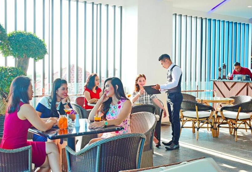 Fotos del hotel Arthama Hotels Makassar:  24