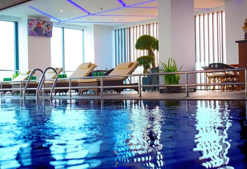 Fotos del hotel Arthama Hotels Makassar:  11