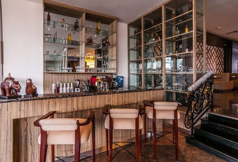 Fotos del hotel Arthama Hotels Makassar:  6