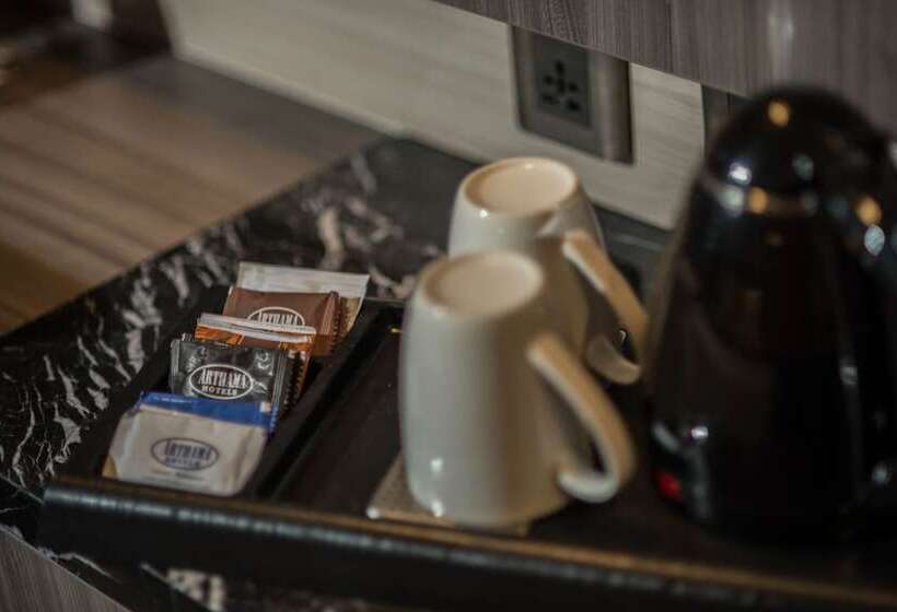 Fotos del hotel Arthama Hotels Makassar:  14