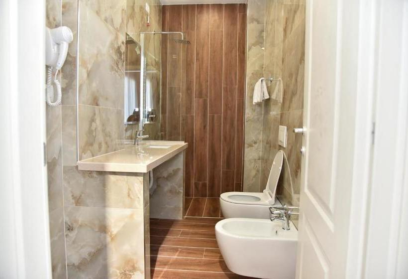 Fotos del hotel Edart:  4