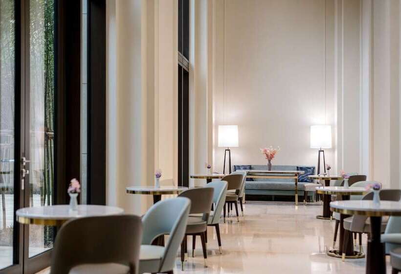 Fotos del hotel Paradise City:  3