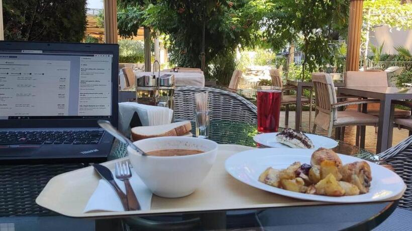 Fotos del hotel Shipka Beach:  8