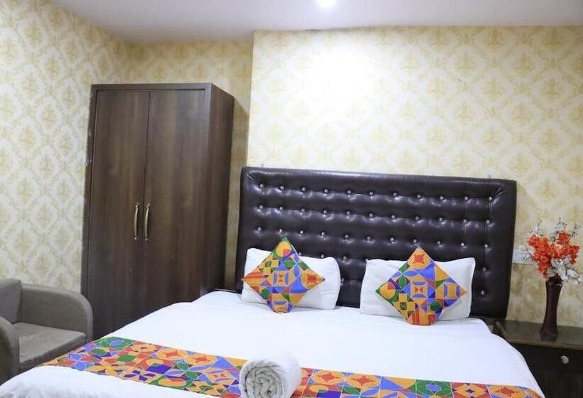 Fotos del hotel Sarweshwary:  13