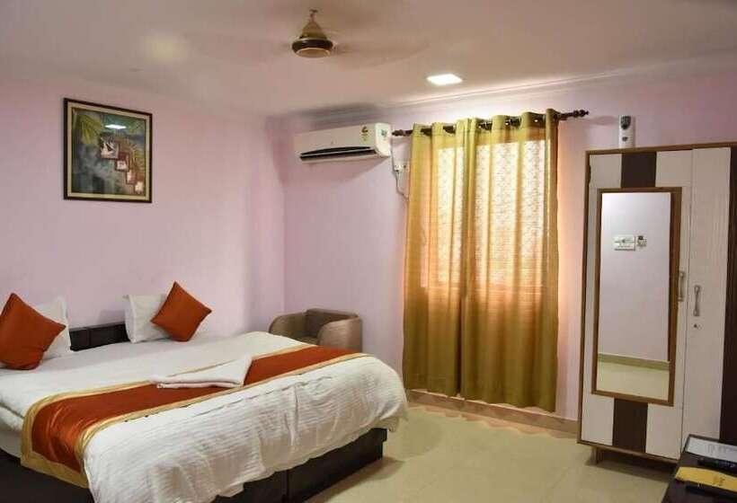 Fotos del hotel Sarweshwary:  7