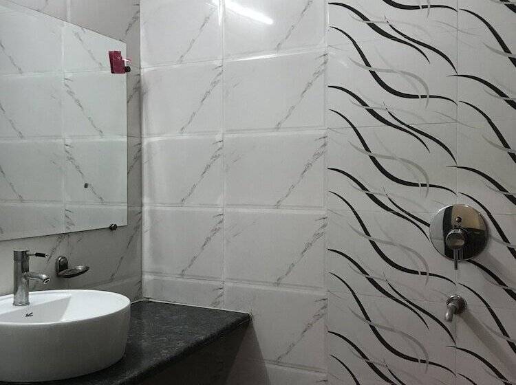 Fotos del hotel Noble Inn:  11