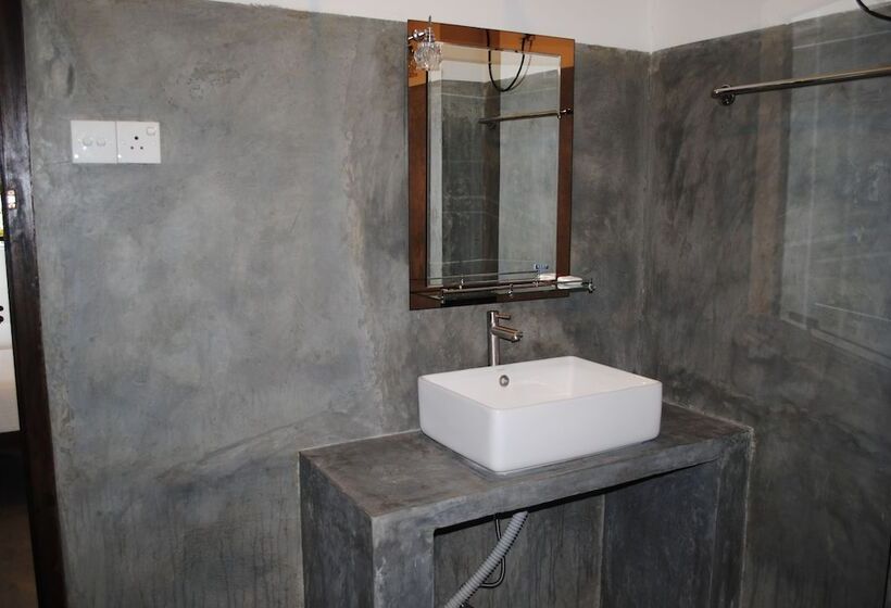 Fotos del hotel Kaori Cafe And Villa:  12