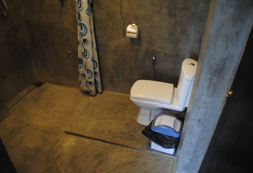 Fotos del hotel Kaori Cafe And Villa:  16