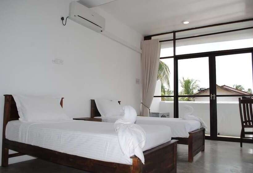 Fotos del hotel Kaori Cafe And Villa:  18