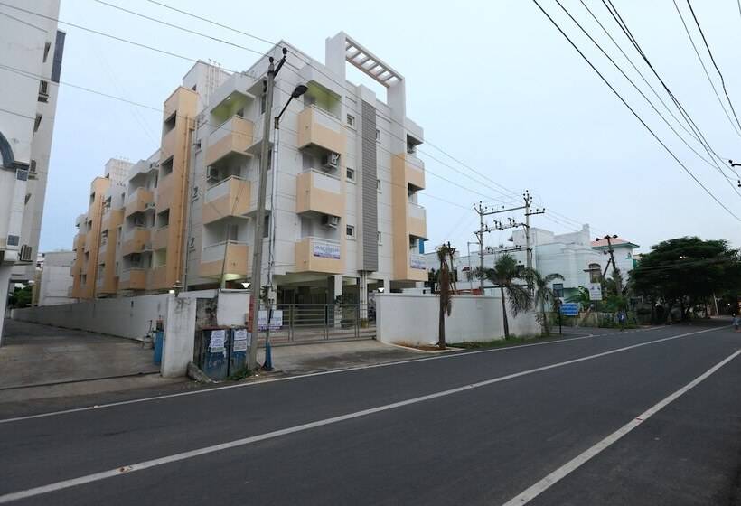 Fotos del hotel Oyo 9260 Olive Castles Inn:  12