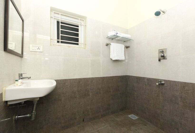 Fotos del hotel Oyo 9260 Olive Castles Inn:  5