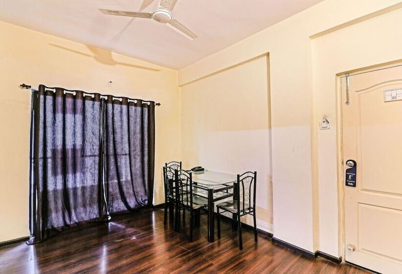 Fotos del hotel Treebo Trend East Field Homes:  25