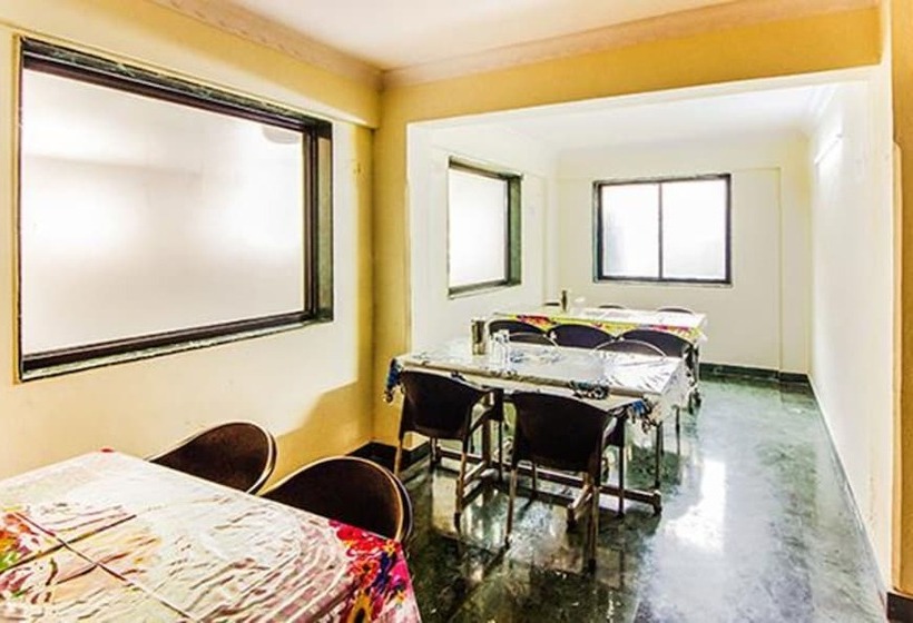 Fotos del hotel Treebo Trend East Field Homes:  6