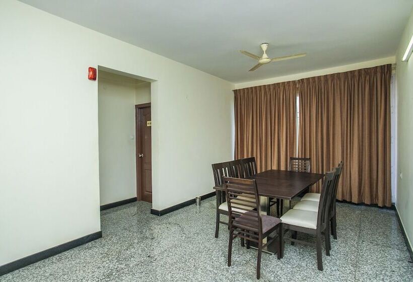 Fotos del hotel Fabhotel Wisteria Hbr Layout:  25