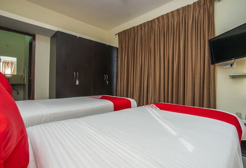 Fotos del hotel Fabhotel Wisteria Hbr Layout:  18