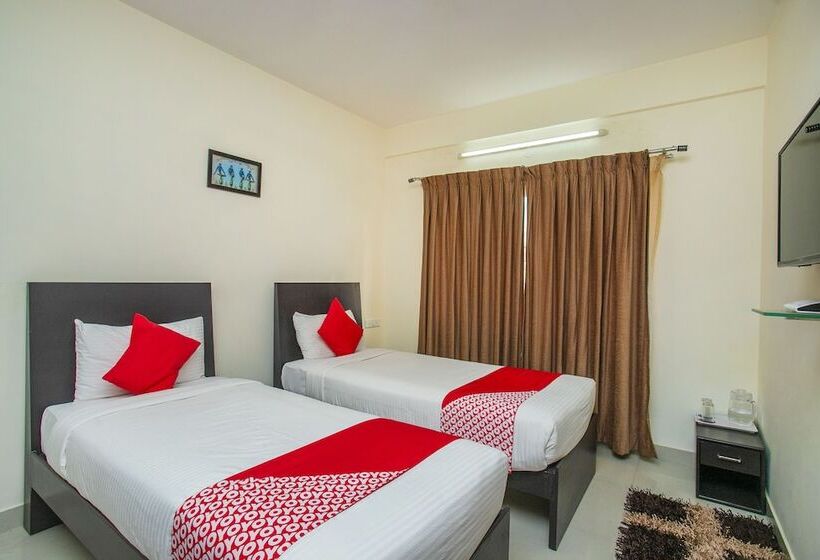 Fotos del hotel Fabhotel Wisteria Hbr Layout:  19