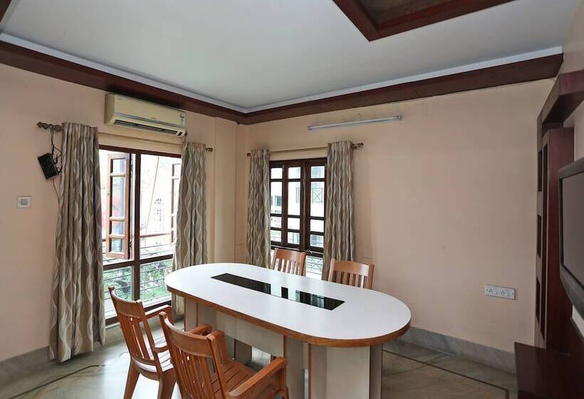 Fotos del hotel Oyo 6606 Seacom Inn Purbadiganta:  6