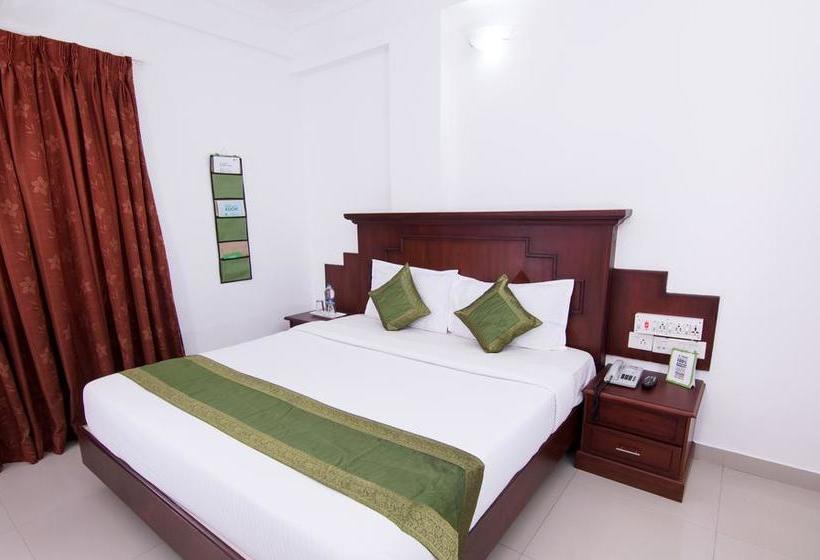 Capital O 15460 Centre Point