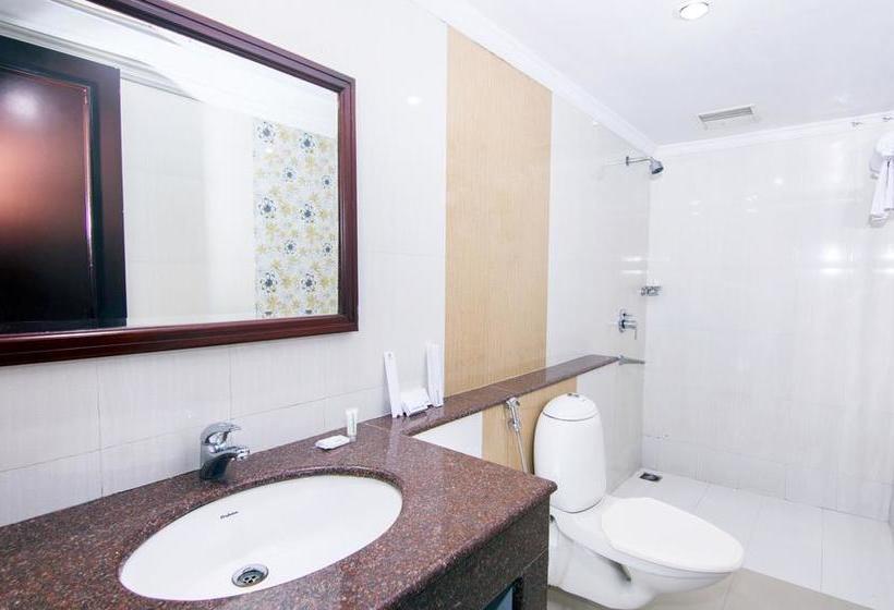 Fotos del hotel Capital O 15460 Centre Point:  5