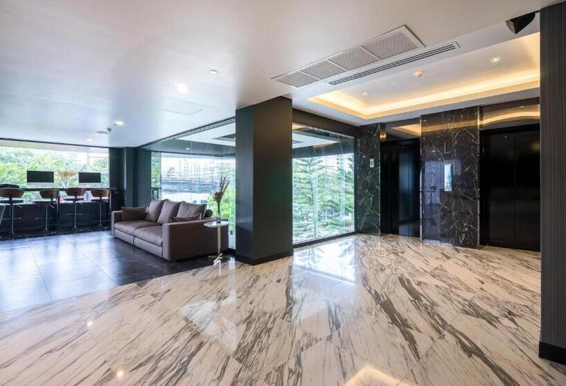 Fotos del hotel Stay  Bkk  Sha Plus:  2