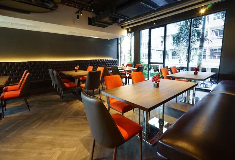 Fotos del hotel Stay  Bkk  Sha Plus:  16