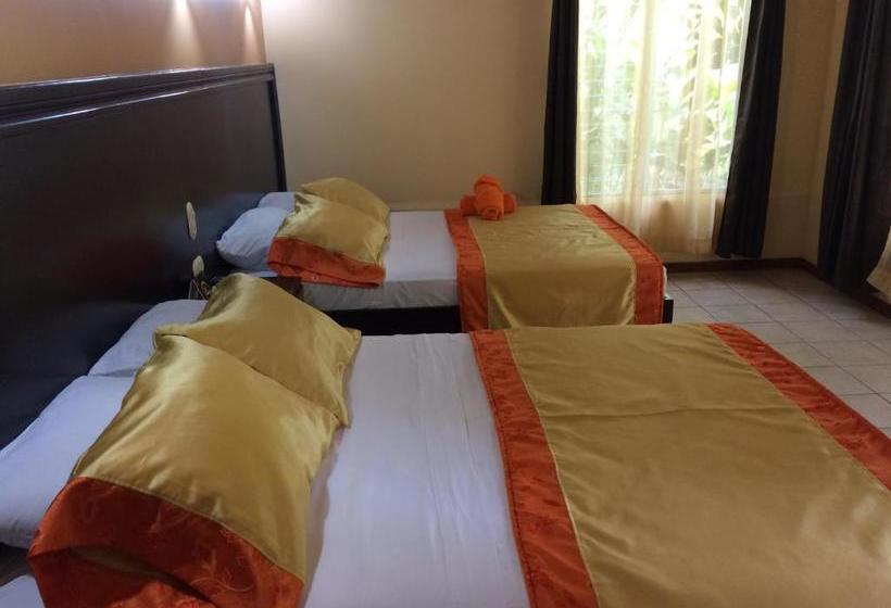 Fotos del hotel Mussaenda, Arenal:  2