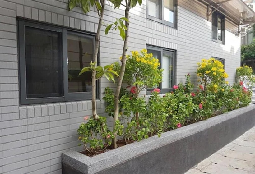 Fotos del hotel Metro Apartment:  5