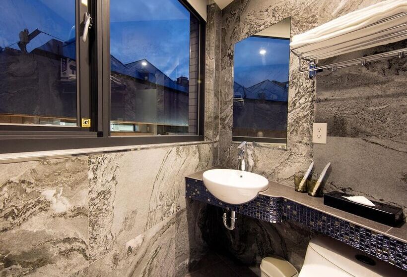 Fotos del hotel Metro Apartment:  14