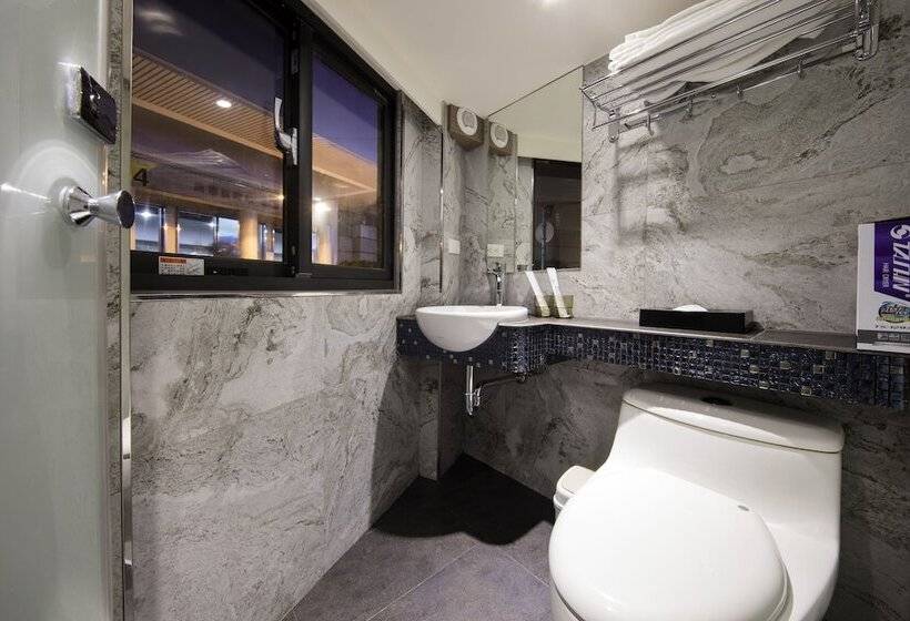 Fotos del hotel Metro Apartment:  12