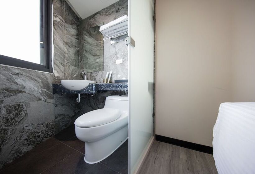 Fotos del hotel Metro Apartment:  10