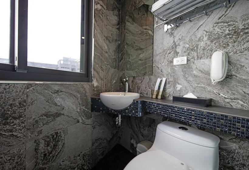 Fotos del hotel Metro Apartment:  4