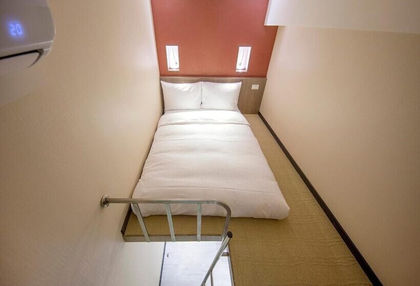 Fotos del hotel Metro Apartment:  15