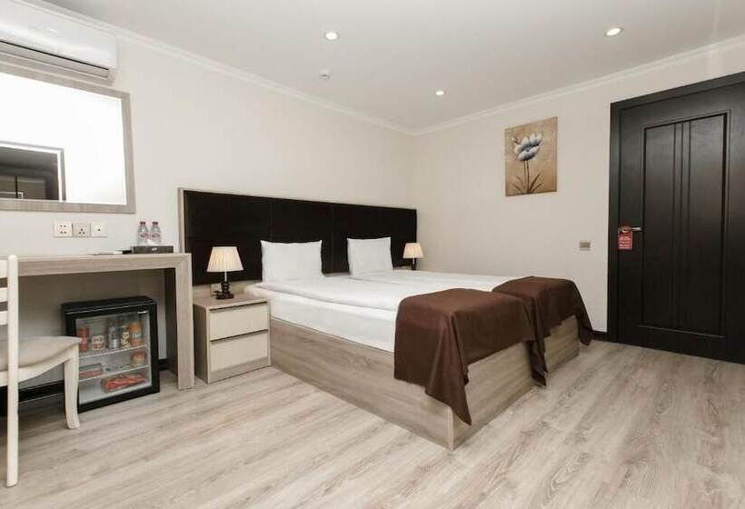 Fotos del hotel Deluxe City:  15