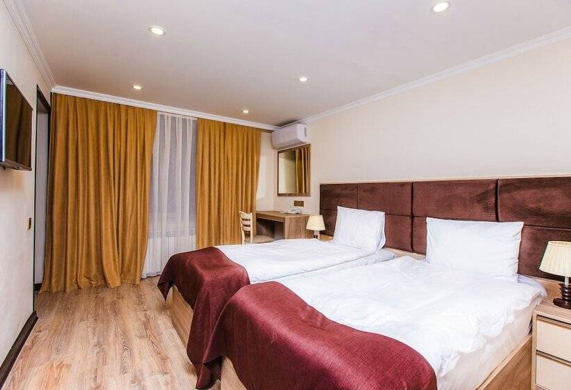 Fotos del hotel Deluxe City:  7