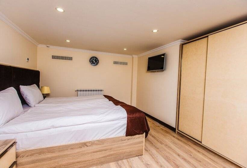 Fotos del hotel Deluxe City:  25