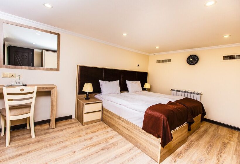 Fotos del hotel Deluxe City:  20