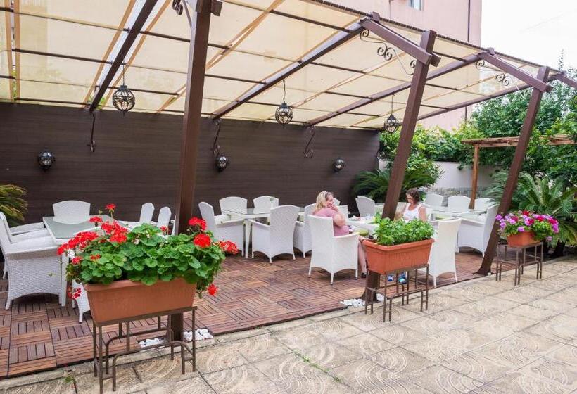 Fotos del hotel Central:  11