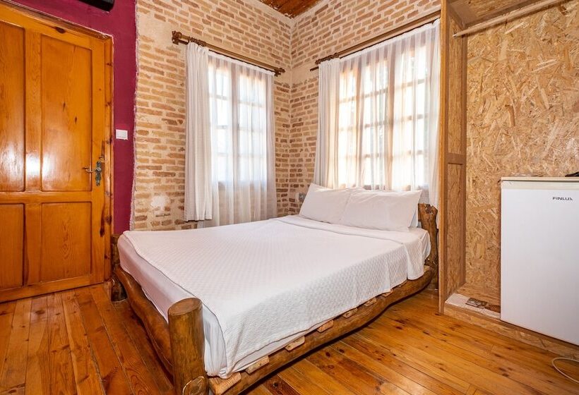 Fotos del hotel Wood House:  8