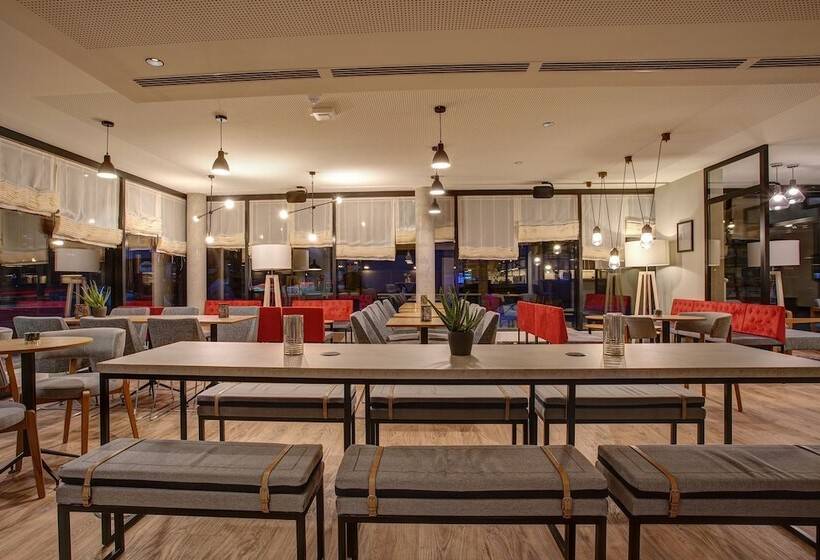 Boutique 125 Hamburg Airport By Ina