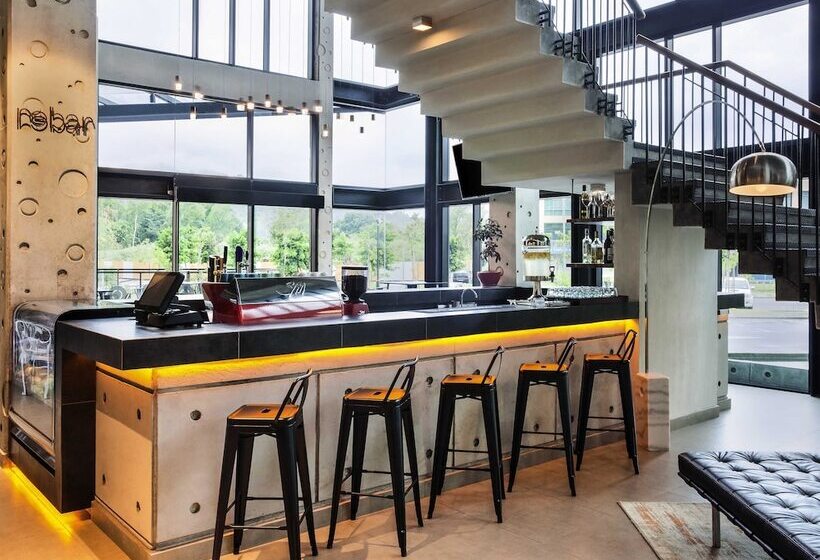 Fotos del hotel Ibis Styles Kota Kinabalu Inanam:  12