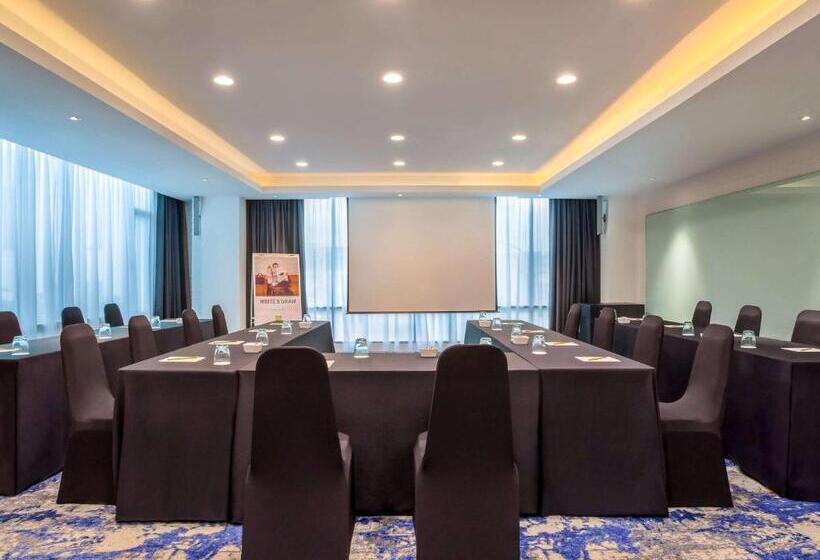 Fotos del hotel Ibis Styles Kota Kinabalu Inanam:  6