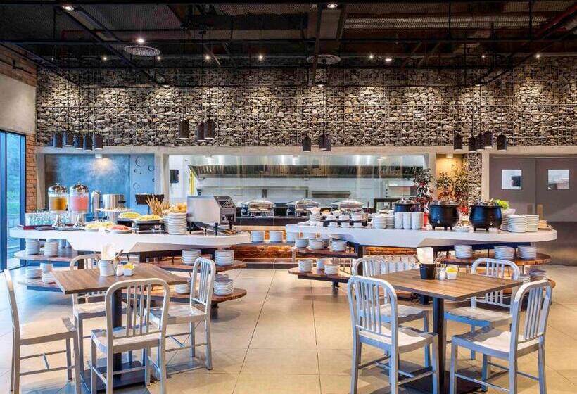 Fotos del hotel Ibis Styles Kota Kinabalu Inanam:  11