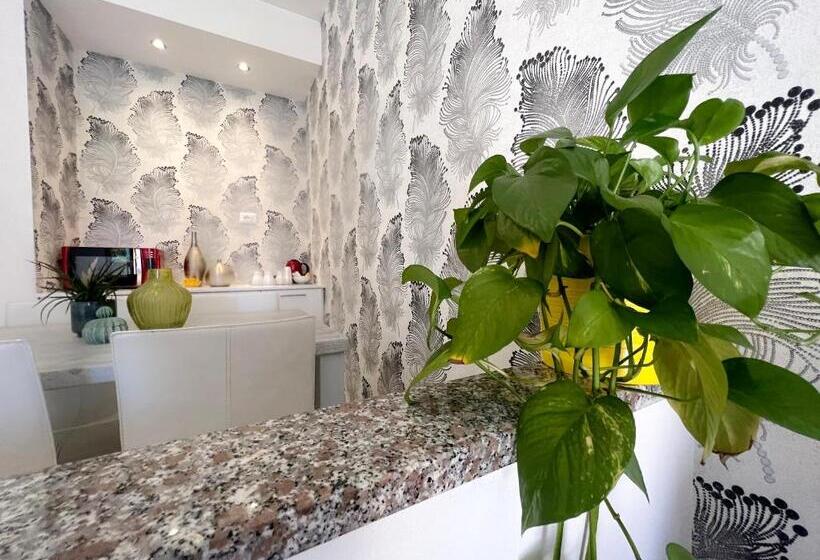 Fotos del hotel Rossovino Como:  12